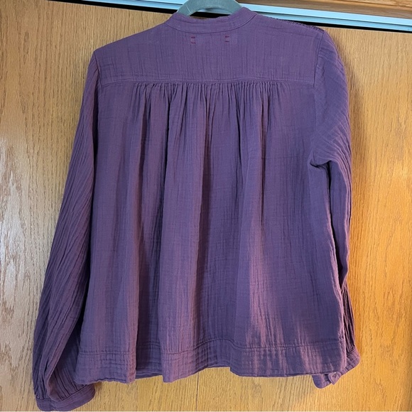XiRENA Purple gauze blouse size medium - Picture 9 of 10